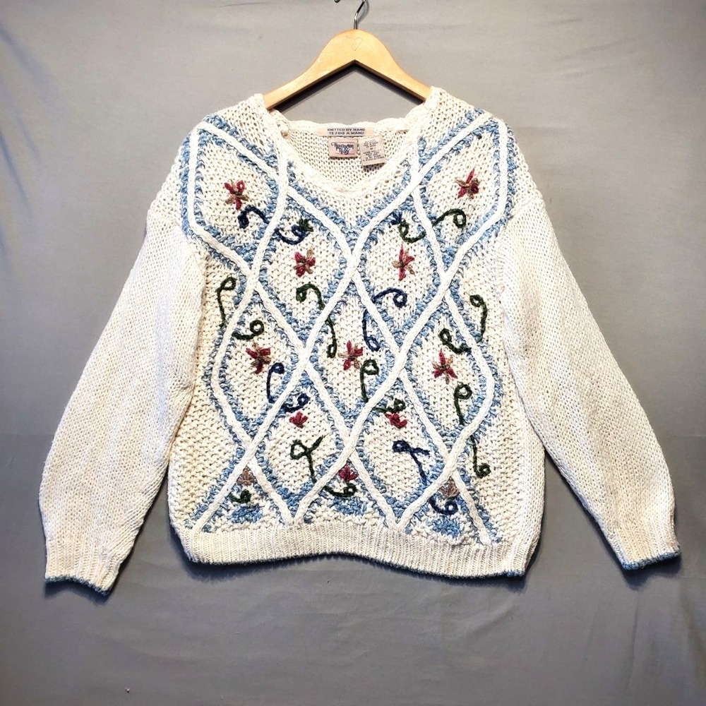 VTG Huntington Ridge Sweater Womens Medium White Hand Knit Floral Cottagecore